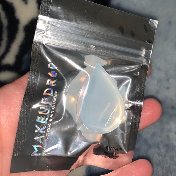 🆕 Makeupdrop Micro Silicone Beauty Applicator - Picture 2 of 8